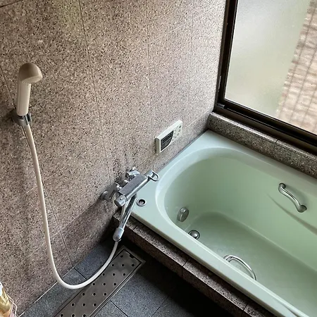 ゆーみー. Apartment Meinohama Exterior photo