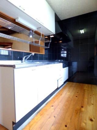 Apartment ゆーみー. *